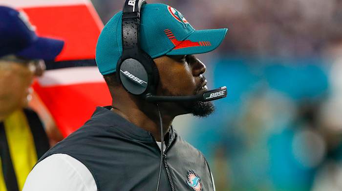 nfl-brian-flores-mailbag-coach-again